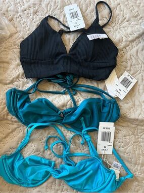 l*space Black Ribbed Bralette & Teal Blue Bikini Tops Set